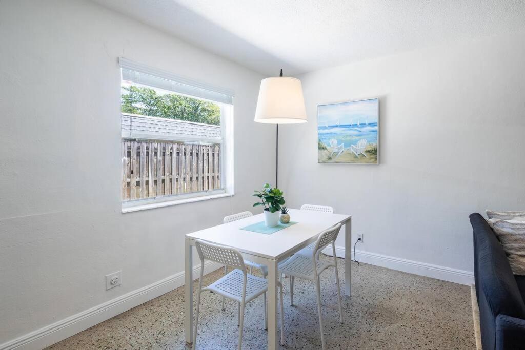 Apartamento Charming 2 Bed 1 Bath Gem 10 Min To Beach!